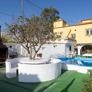 Сasa de vacaciones Mountain, Seaviews, And Pool Relax By Sunkeyrents, Fasnia