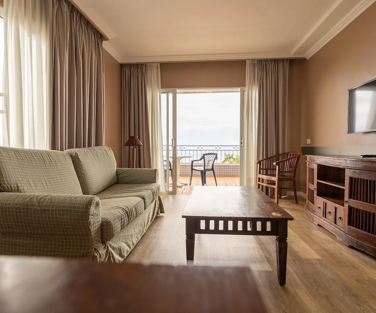 Coral La Quinta Park Suites Санта-Урсула