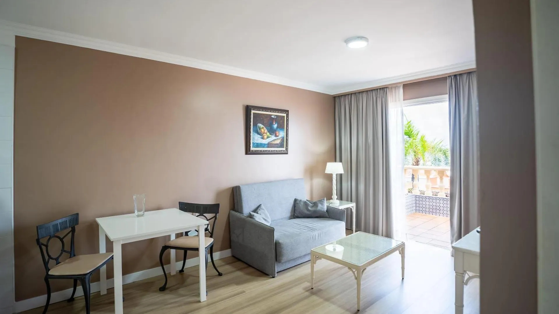 Coral La Quinta Park Suites Санта-Урсула 0*,