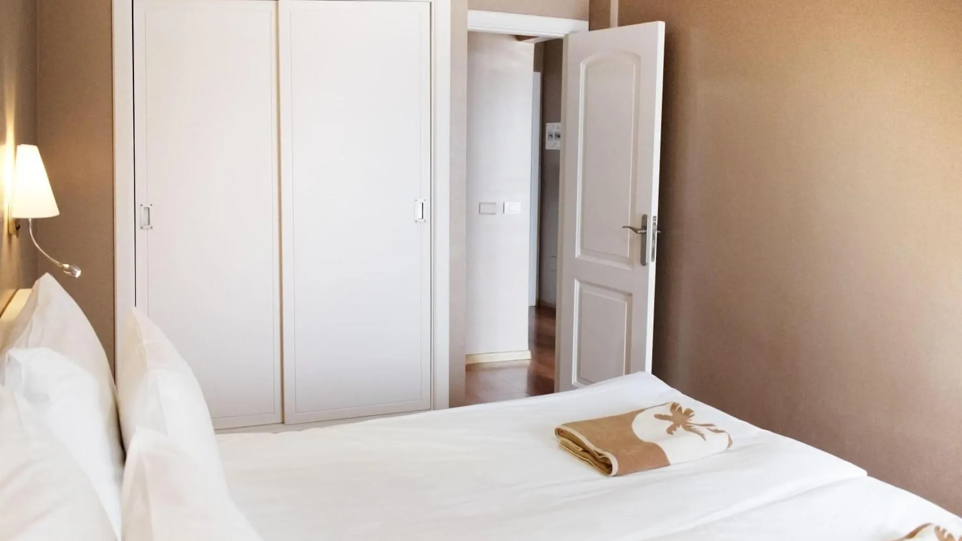 Coral La Quinta Park Suites Santa Úrsula Appartamento